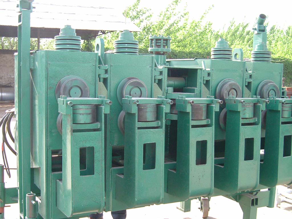 storage-tank-construction-equipment-located storage tank construction equipment installation